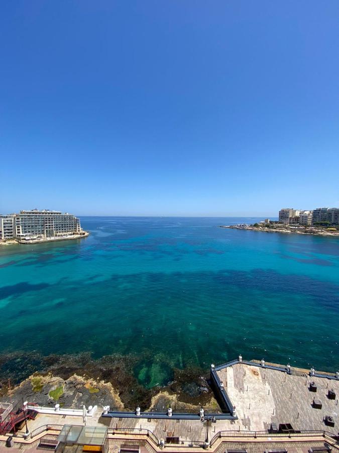 F2 - Lovely Two Bedrooms Flat Sea View, St Julians San Ġiljan Exterior foto
